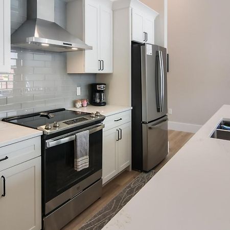 Golden Lofts Unit 1 Downtown Traverse City 1Bd 1Ba Bagian luar foto