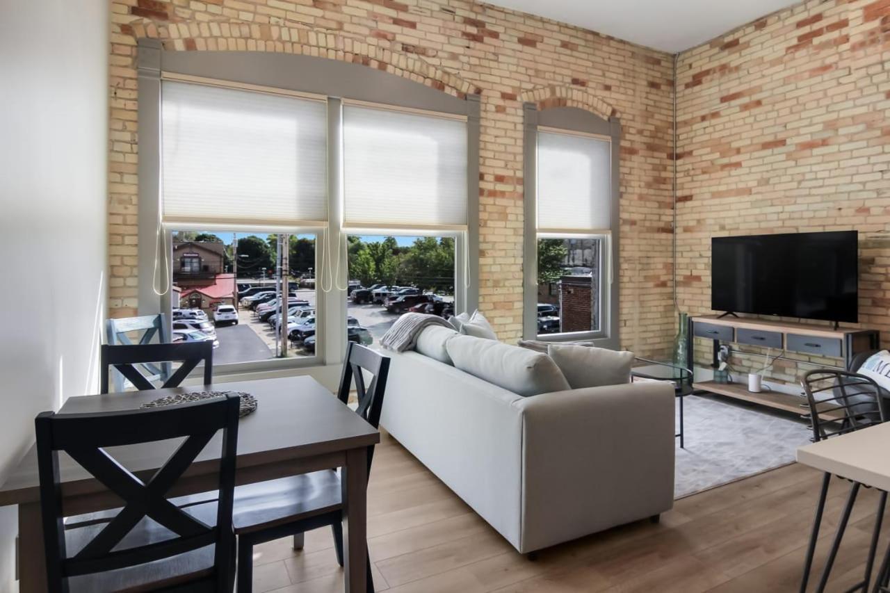 Golden Lofts Unit 1 Downtown Traverse City 1Bd 1Ba Bagian luar foto
